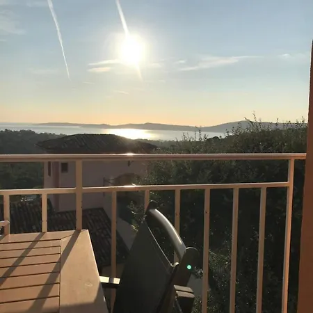 Les Restanques Duplex 4 Pers Les Magnolias Magnifique Vue Appartamento Grimaud